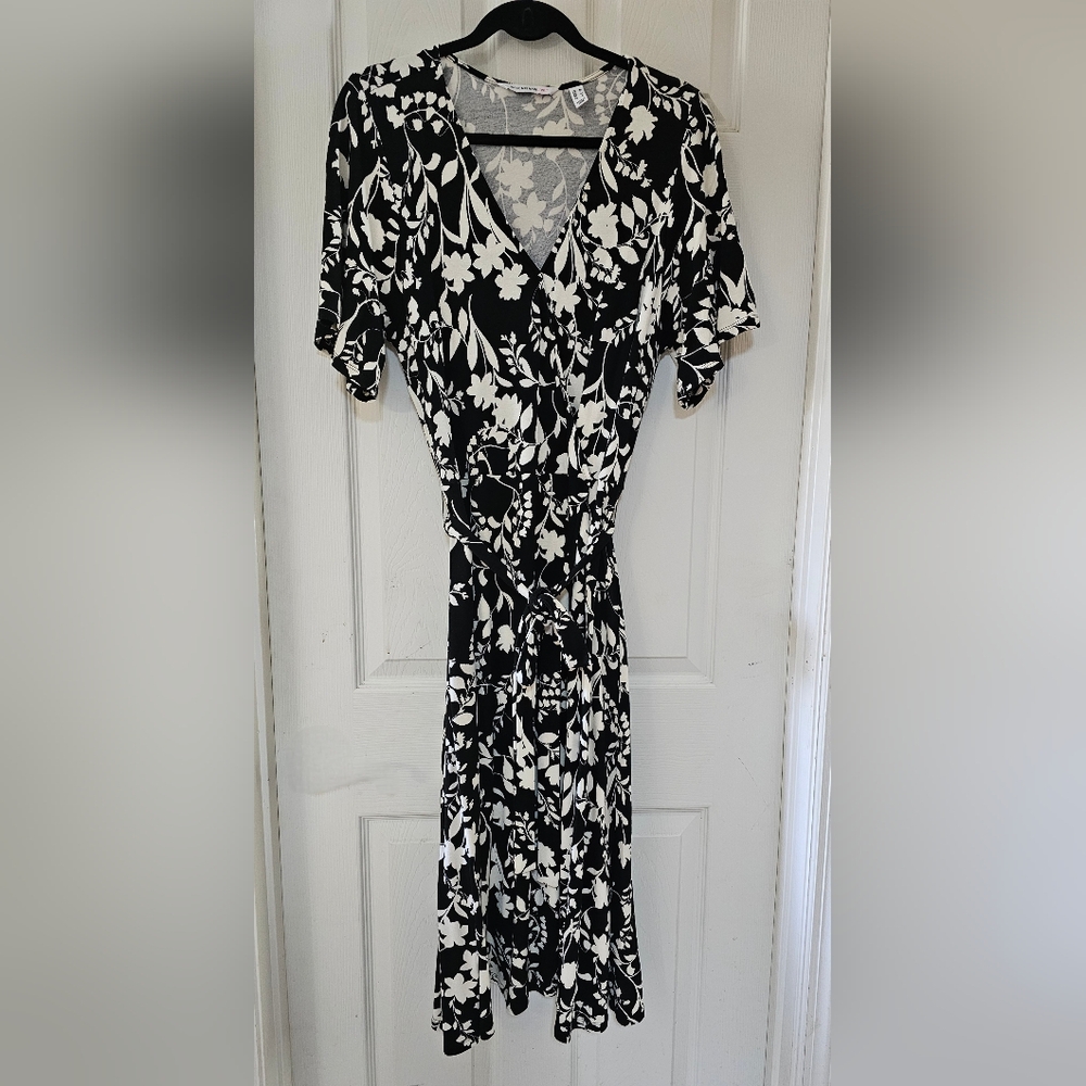 Elegant Black and White Floral Dress